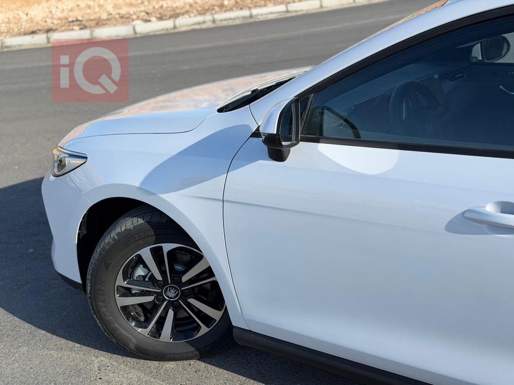 بي واي دي Qin Plus